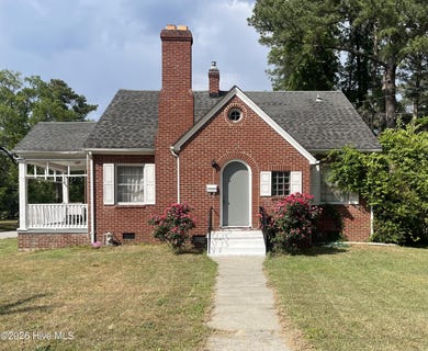 /international/us/1534-w-thomas-street-rocky-mount-nc-110105843592/