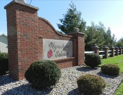 /international/us/178-wyndrose-estates-drive-belleville-al-110093469114/