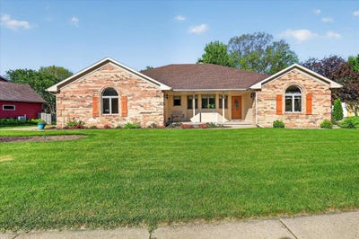 /international/us/800-king-street-stoughton-wi-110108065953/