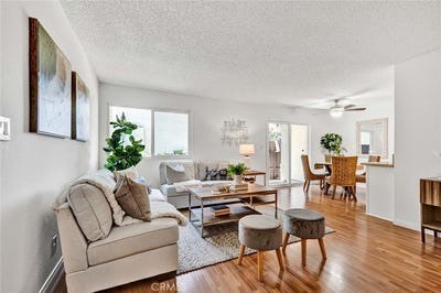 /international/us/17574-vandenberg-lane-tustin-ca-110100920802/