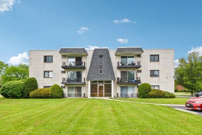 /international/us/12809-carriage-lane-crestwood-il-110107882487/