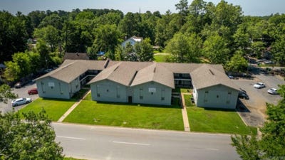 /international/us/818-w-28th-avenue-pine-bluff-ar-110108297727/