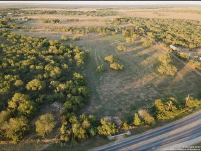 /international/us/tbd-lot-1-e-fm-140-pearsall-tx-110087762015/