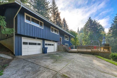 /international/us/1101-e-15th-st-coquille-or-110108229470/