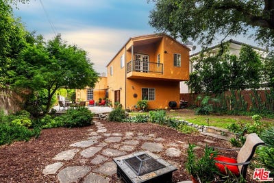 /international/us/4333-vantage-ave-studio-city-ca-110107318340/
