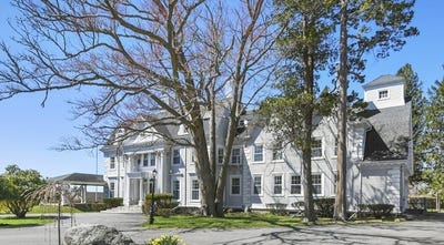 /international/us/824-tucker-rd-dartmouth-ma-110106344384/