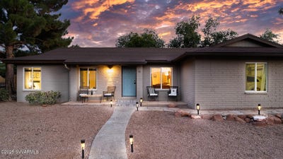 /international/us/30-valley-view-drive-sedona-az-110100772702/
