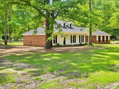 /international/us/7500-dolphin-drive-pine-bluff-ar-110108269745/