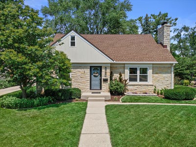 /international/us/8338-jackson-park-blvd-wauwatosa-wi-110101461919/