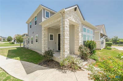 /international/us/105-harborside-drive-san-marcos-tx-110110207656/