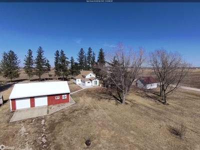/international/us/4182-160th-street-brooklyn-ia-110103228664/