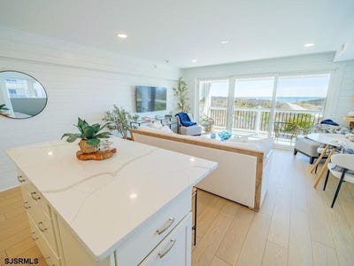 /international/us/321-s-6th-street-brigantine-nj-110106947223/