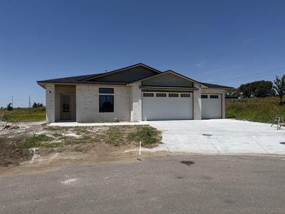 /international/us/8342-waterway-ct-maize-ks-110105768144/