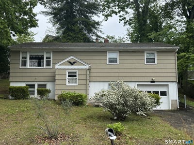 /international/us/665-bradley-street-east-haven-ct-110108437402/