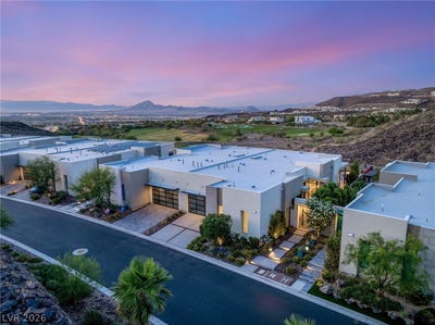 /international/us/676-scenic-cliff-drive-henderson-nv-110108266909/