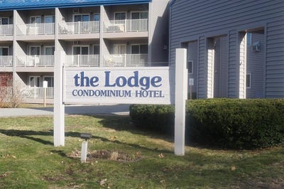/international/us/36-lodge-road-lincoln-nh-110107807734/