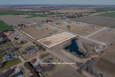 /international/us/w-siedl-dr-garden-plain-ks-110106127108/