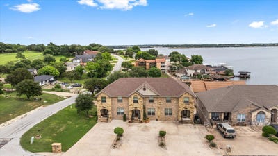 /international/us/5250-country-club-drive-granbury-tx-110107783089/