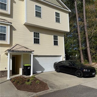 /international/us/828-skelton-way-newport-news-va-110107268365/