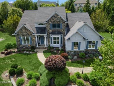 /international/us/22-hilander-drive-loudonville-ny-110100898716/