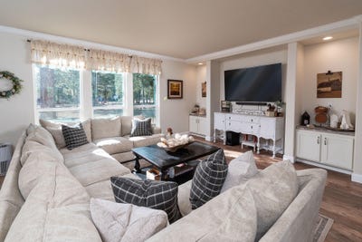 /international/us/153521-twilla-court-la-pine-or-110098986006/