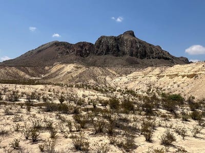 /international/us/tr-5109-victoria-dr-terlingua-tx-110093336492/