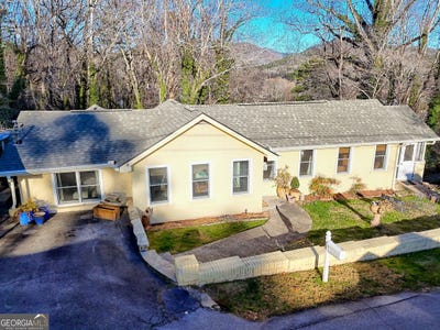 /international/us/98-pickett-hill-street-clayton-ga-110106142236/