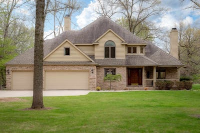 /international/us/2656-n-tamarack-drive-midland-mi-110107854393/
