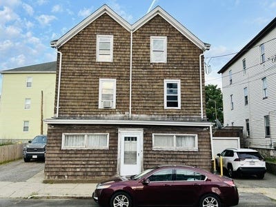 /international/us/77-fulton-st-fall-river-ma-110108488915/