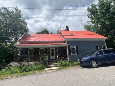 /international/us/25-green-street-bristol-nh-110100774244/