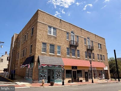 /international/us/55-61-high-street-mount-holly-nj-110108474891/