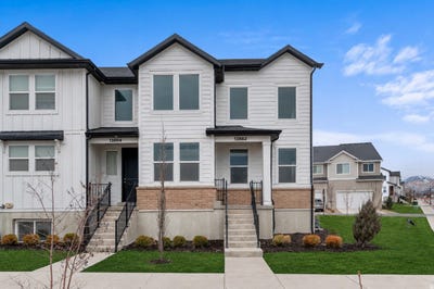 /international/us/13882-s-big-ridge-ln-herriman-ut-110105976730/