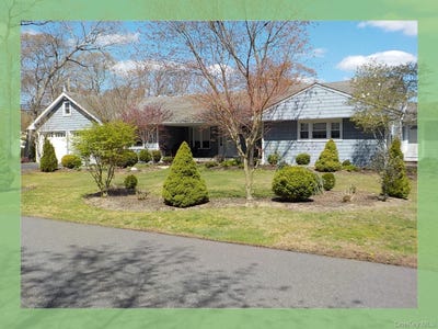/international/us/120-mohawk-drive-brightwaters-ny-110107455628/