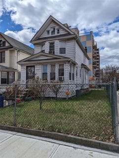 /international/us/89-02-171st-street-jamaica-ny-110096100702/
