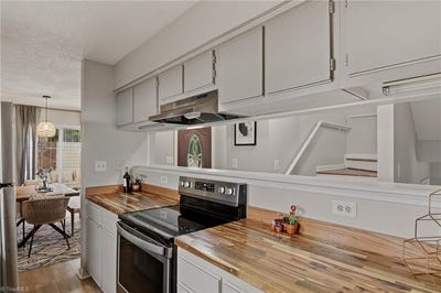/international/us/805-salem-pointe-lane-winston-salem-nc-110107896875/