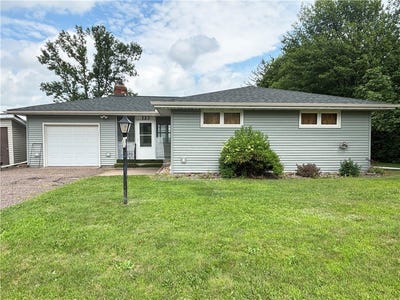 /international/us/123-hilltop-drive-rice-lake-wi-110101090696/