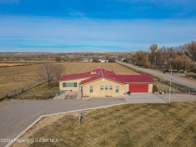 /international/us/13-road-5359-bloomfield-nm-110096304817/