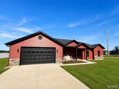 /international/us/318-kearbey-drive-poplar-bluff-mo-110108552126/