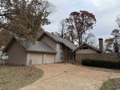/international/us/415-bluff-view-drive-batesville-ar-110096205547/