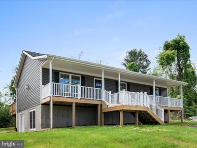 /international/us/47-snowbird-court-front-royal-va-110099292759/