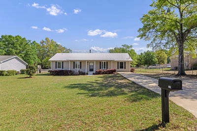 /international/us/396-lakeview-drive-defuniak-springs-fl-110097570310/