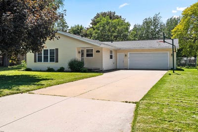 /international/us/1545-n-blossom-drive-appleton-wi-110108633058/?lang=fr