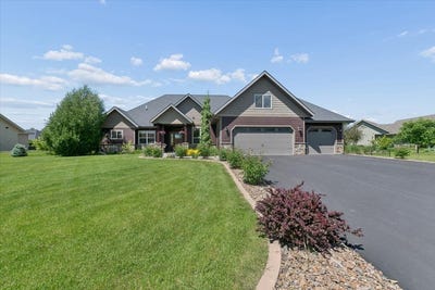/international/us/1260-quail-ridge-drive-kalispell-mt-110108915168/