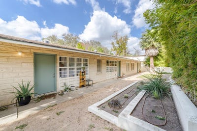 /international/us/239-brahan-blvd-san-antonio-tx-110098422281/