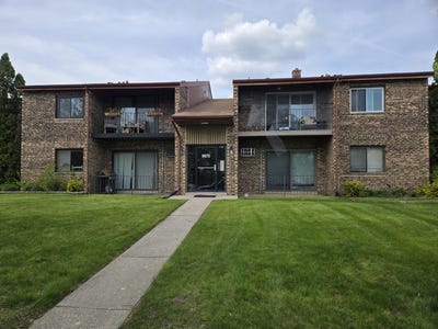 /international/us/9870-cordoba-court-orland-park-il-110107541511/