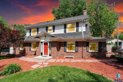 /international/us/2200-s-phillips-ave-sioux-falls-sd-110108354980/