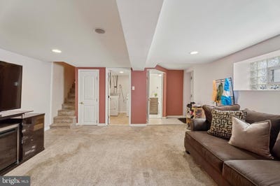 /international/us/2216-w-cheltenham-avenue-philadelphia-pa-110101197815/