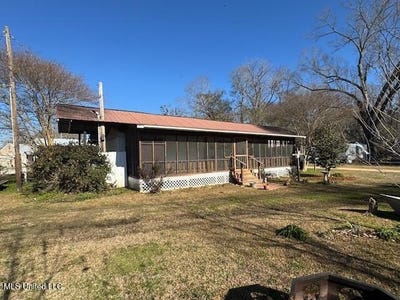 /international/us/177-hodges-camp-road-woodville-ms-110105191773/