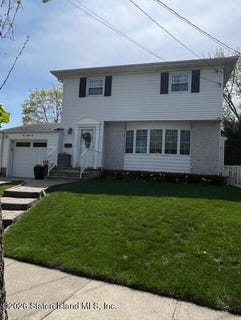 /international/us/184-thomas-street-staten-island-ny-110107517325/