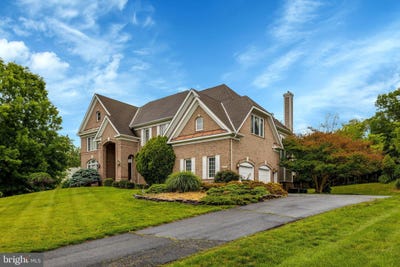 /international/us/11270-stones-throw-drive-reston-va-110108076420/